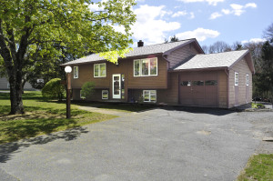279 Laurel R